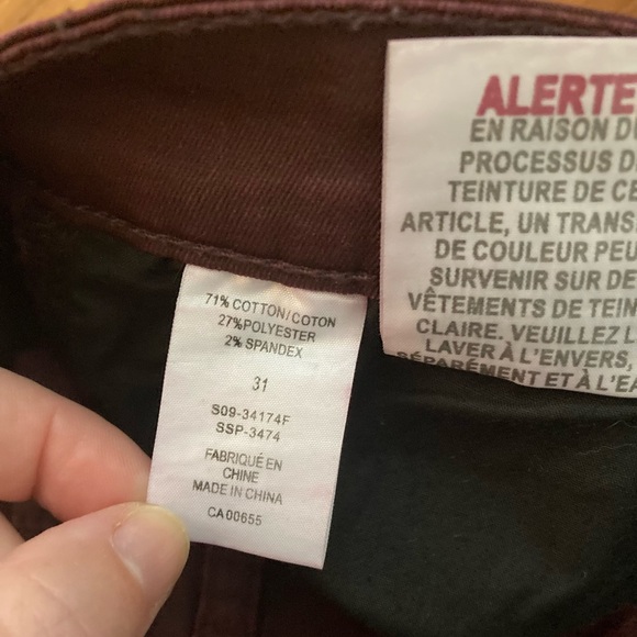 ποΈ 2/$20 ποΈ SmartSet burgundy skinny jeans (size 31) - Picture 2 of 4